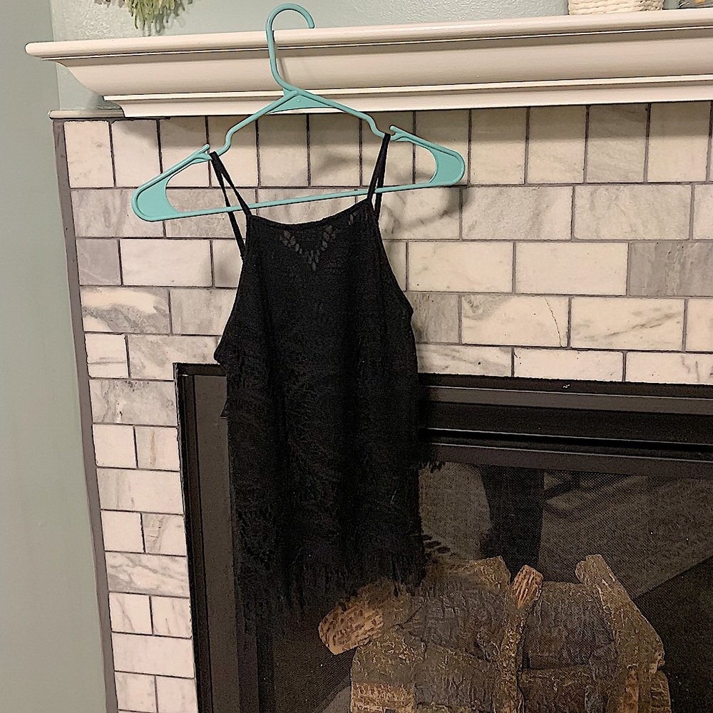 Black textured tank top